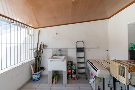 Casa à venda com 280m², 4 quartos e 2 vagasÁrea de Serviço