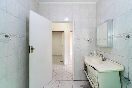 Casa à venda com 280m², 4 quartos e 2 vagasBanheiro 