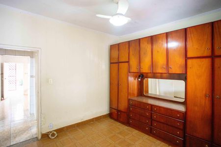 Casa à venda com 196m², 2 quartos e 4 vagasQuarto 2