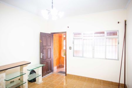 Casa à venda com 196m², 2 quartos e 4 vagasSala