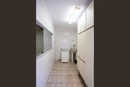 Casa à venda com 196m², 2 quartos e 4 vagasÁrea de Serviço