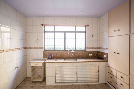 Casa à venda com 196m², 2 quartos e 4 vagasCozinha