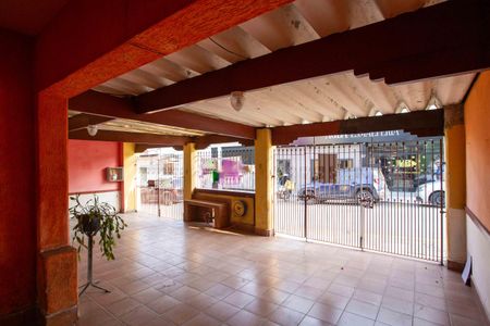 Casa à venda com 196m², 2 quartos e 4 vagasGaragem