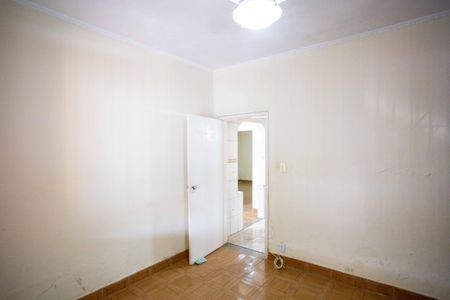 Casa à venda com 196m², 2 quartos e 4 vagasQuarto 2