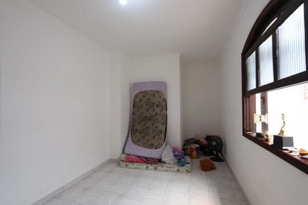 Casa à venda com 199m², 3 quartos e 2 vagasQuarto 3