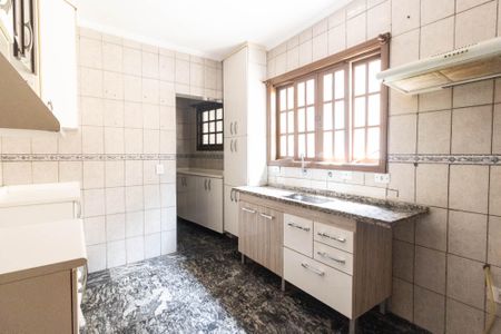 Casa para alugar com 210m², 3 quartos e 1 vagaCozinha