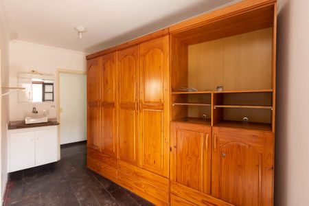 Casa para alugar com 210m², 3 quartos e 1 vagaQuarto 2