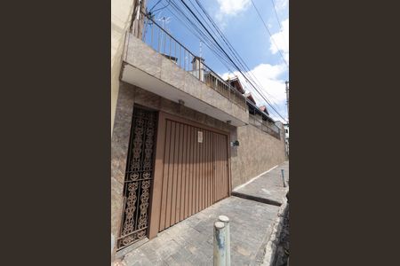 Casa para alugar com 210m², 3 quartos e 1 vagaFachada