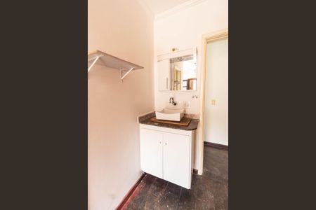 Casa para alugar com 210m², 3 quartos e 1 vagaBanheiro Social