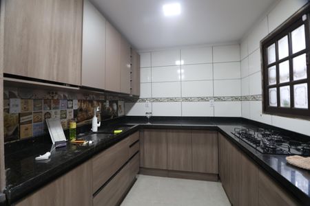 Casa à venda com 120m², 3 quartos e 1 vagaCozinha - Armários