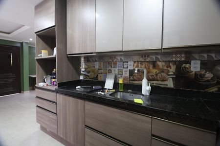 Casa à venda com 120m², 3 quartos e 1 vagaCozinha - Armários