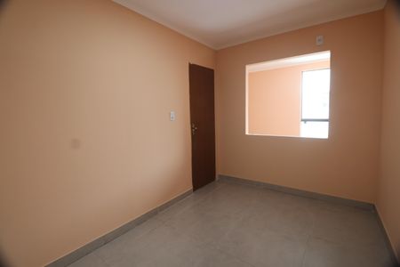 Quarto 2 de casa à venda com 3 quartos, 120m² em Mato Grande, Canoas