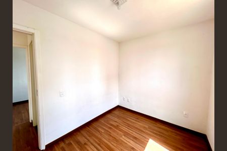 Quarto 1 de apartamento para alugar com 2 quartos, 42m² em Vila Nova Bonsucesso, Guarulhos