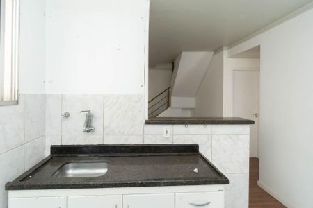 Apartamento à venda com 96m², 2 quartos e 1 vaga Apartamento à venda com 96m², 2 quartos e 1 vagaCozinha