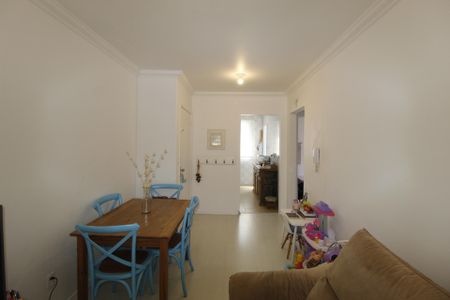 Sala de apartamento à venda com 2 quartos, 51m² em Jardim do Salso, Porto Alegre