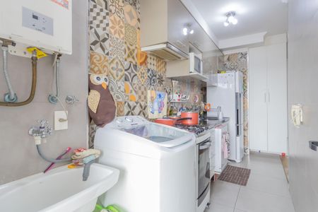 Apartamento à venda com 64m², 2 quartos e 1 vagaCozinha e Área de Serviço