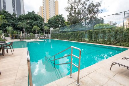 Apartamento à venda com 64m², 2 quartos e 1 vagaÁrea comum - Piscina