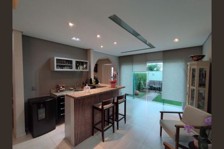 Casa à venda com 225m², 3 quartos e 5 vagasSala de Jantar