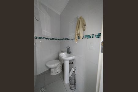 Casa à venda com 225m², 3 quartos e 5 vagasBanheiro de serviço