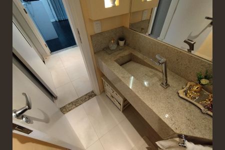 Casa à venda com 225m², 3 quartos e 5 vagasLavabo 