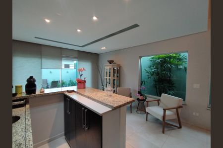 Casa à venda com 225m², 3 quartos e 5 vagasSala de Jantar