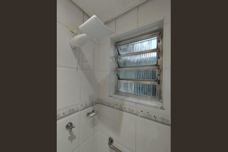 Casa à venda com 225m², 3 quartos e 5 vagasBanheiro - torneira