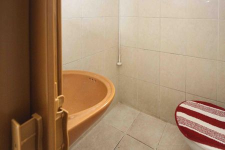 Banheiro de casa à venda com 1 quarto, 150m² em Vila California, São Paulo