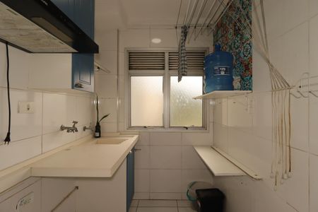Apartamento para alugar com 55m², 3 quartos e 1 vagaÁrea de Serviço
