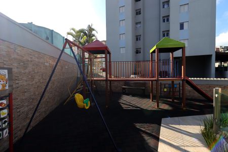 Apartamento para alugar com 55m², 3 quartos e 1 vagaÁrea Comum - Playground