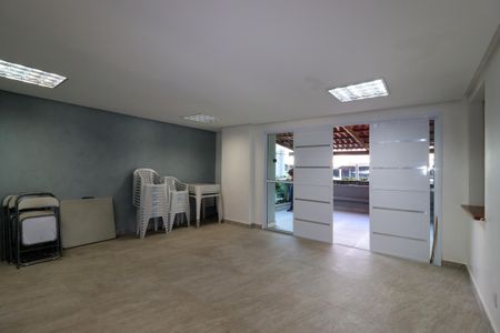 Apartamento para alugar com 55m², 3 quartos e 1 vagaÁrea Comum - Salão de Festa