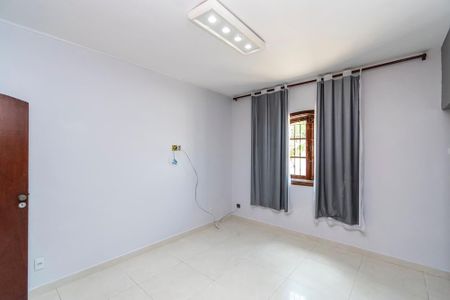 Casa à venda com 360m², 6 quartos e 2 vagas1º andar - Suíte 1