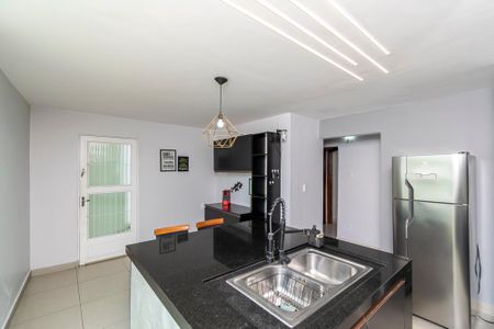 Casa à venda com 360m², 6 quartos e 2 vagas1º andar - Cozinha