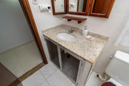Casa à venda com 360m², 6 quartos e 2 vagas1º andar - Banheiro da Suíte 1