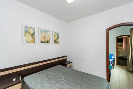 Casa à venda com 360m², 6 quartos e 2 vagas2º andar - Quarto 5
