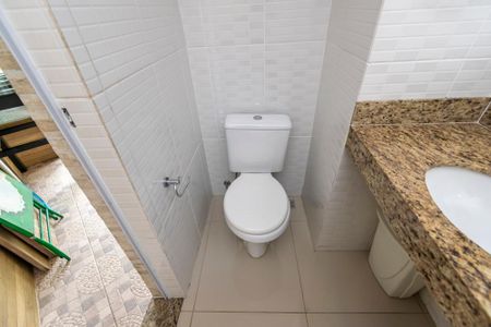 Casa à venda com 360m², 6 quartos e 2 vagasÁrea externa - Lavabo