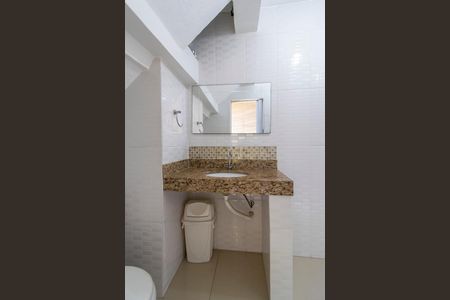 Casa à venda com 360m², 6 quartos e 2 vagasÁrea externa - Lavabo