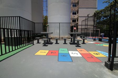 Apartamento para alugar com 45m², 2 quartos e 1 vagaÁrea comum - Playground