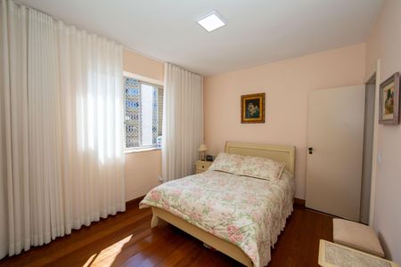 Apartamento à venda com 500m², 4 quartos e 3 vagasQUARTO3