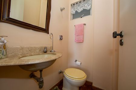 Apartamento à venda com 500m², 4 quartos e 3 vagasBANHEIRO1