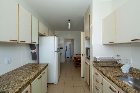 Apartamento à venda com 500m², 4 quartos e 3 vagasCOZINHA