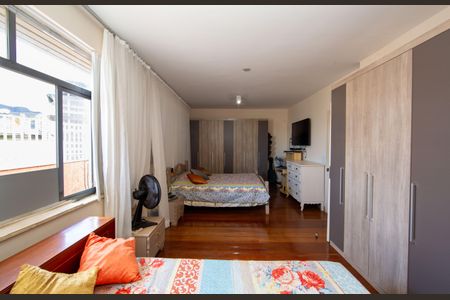 Apartamento à venda com 500m², 4 quartos e 3 vagasQUARTO4