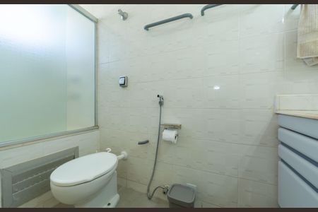 Apartamento à venda com 500m², 4 quartos e 3 vagasBANHEIRO2