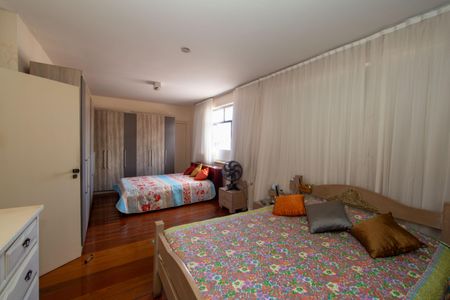 Apartamento à venda com 500m², 4 quartos e 3 vagasQUARTO4