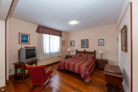 Apartamento à venda com 500m², 4 quartos e 3 vagasQUARTO1