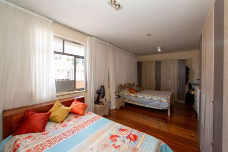 Apartamento à venda com 500m², 4 quartos e 3 vagasQUARTO4