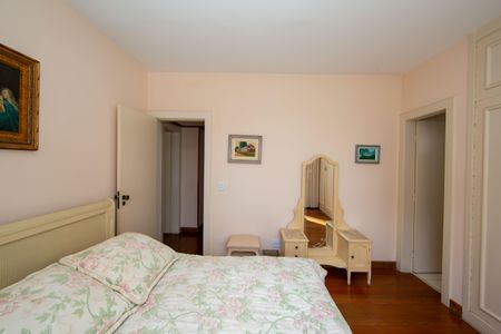 Apartamento à venda com 500m², 4 quartos e 3 vagasQUARTO3