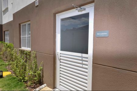 Apartamento para alugar com 34m², 2 quartos e sem vaga Apartamento para alugar com 34m², 2 quartos e sem vagaÁrea Comum - Minimercado