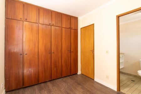 Apartamento à venda com 74m², 3 quartos e 1 vagaSuite