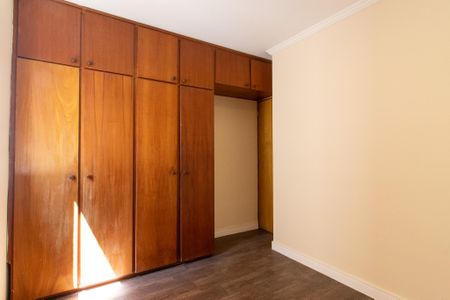 Apartamento à venda com 74m², 3 quartos e 1 vagaQuarto 2