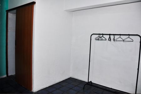 Casa para alugar com 50m², 1 quarto e sem vagaSuíte